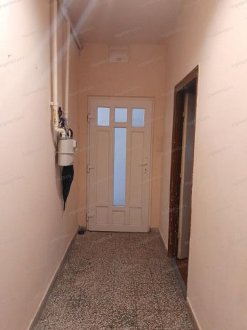 Eladó téglalakás, Kecskeméten 39.9 M Ft, 1 szobás