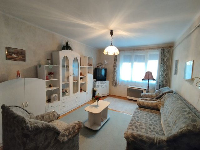 Eladó téglalakás, Siófokon 51.9 M Ft, 2 szobás