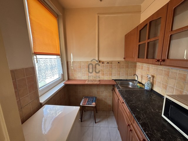 Kiadó panellakás, albérlet, Nyíregyházán 100 E Ft / hó