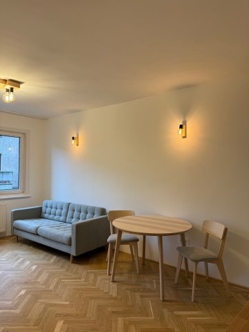 Kiadó téglalakás, albérlet, I. kerületben, Pauler utcában