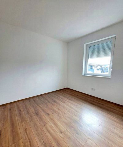 Eladó családi ház, Székesfehérvárott 89.9 M Ft, 4 szobás