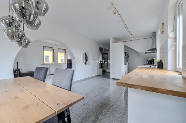 Eladó családi ház, Gödön 99.9 M Ft, 6 szobás
