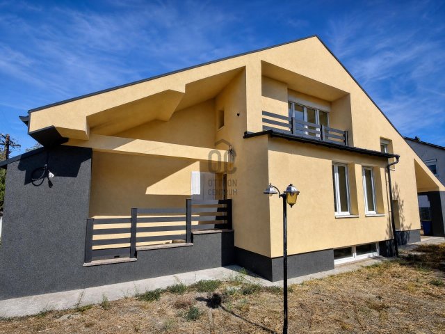 Eladó családi ház, Csemőn 114.9 M Ft, 5 szobás