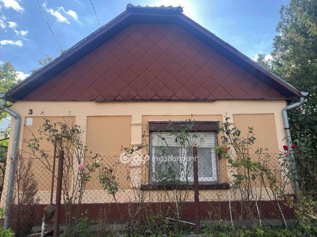 Eladó családi ház, Tápiószelén 14.9 M Ft, 3 szobás