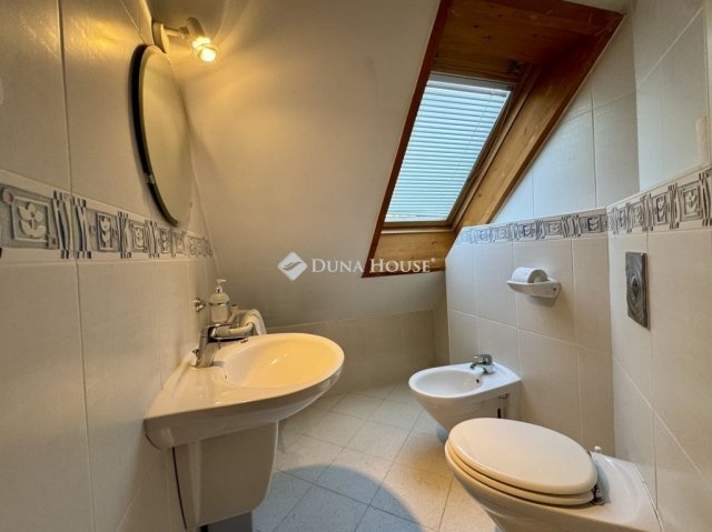 Eladó családi ház, Budakeszin 169.9 M Ft, 5 szobás