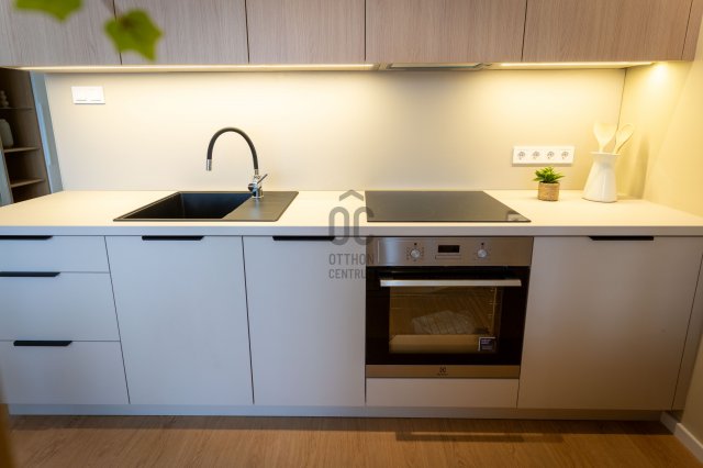 Eladó téglalakás, Szolnokon 26.9 M Ft, 1 szobás