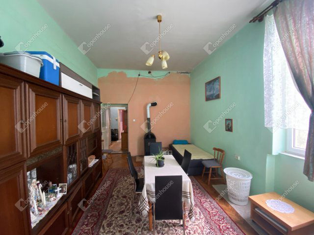 Eladó téglalakás, Mosonmagyaróváron 34.99 M Ft, 2 szobás