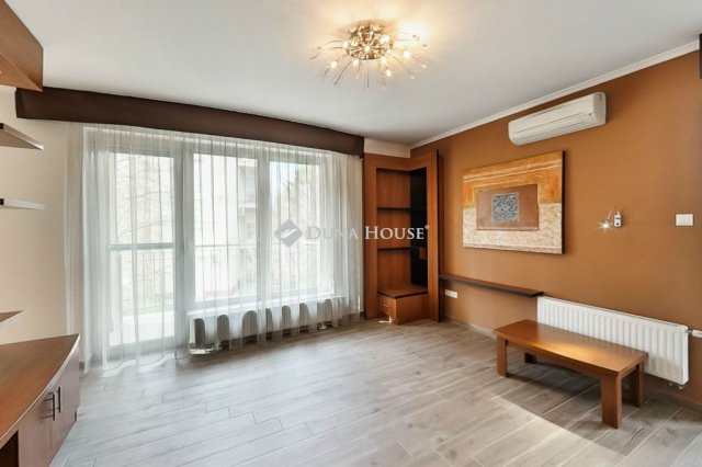 Eladó téglalakás, Kecskeméten 88 M Ft, 3 szobás