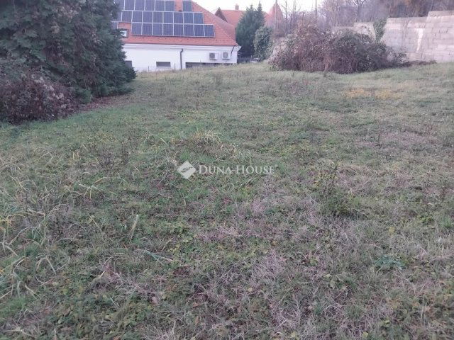 Eladó telek, Pécsett 24.99 M Ft / költözzbe.hu