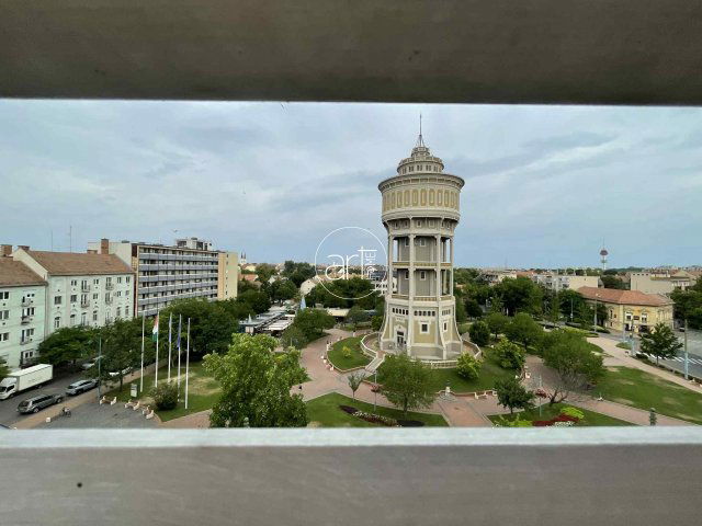 Kiadó téglalakás, albérlet, Szegeden, Szent István téren