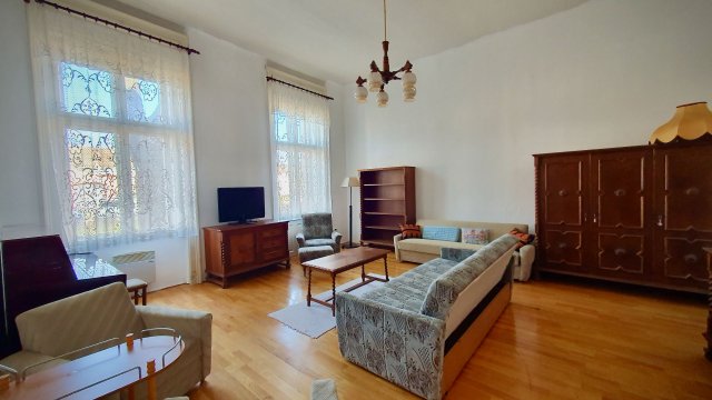 Kiadó családi ház, albérlet, Debrecenben 200 E Ft / hó