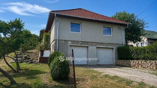 Eladó családi ház, Egerbaktán 65.9 M Ft, 4+1 szobás