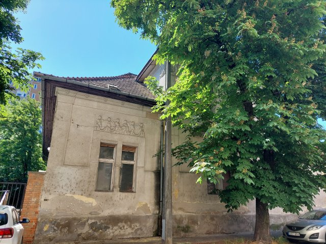 Eladó ipari ingatlan, Budapesten, XIX. kerületben 190.5 M Ft
