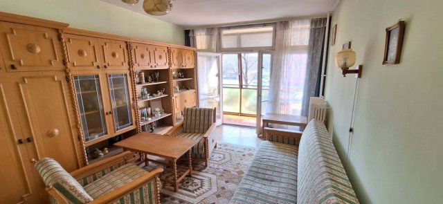 Eladó panellakás, Pécsett 39.9 M Ft, 2 szobás