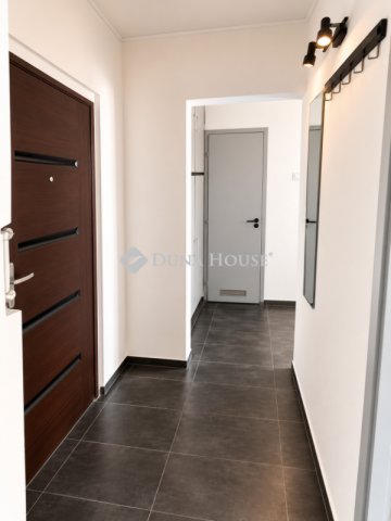 Eladó panellakás, Budapesten, XX. kerületben 57.9 M Ft, 2 szobás