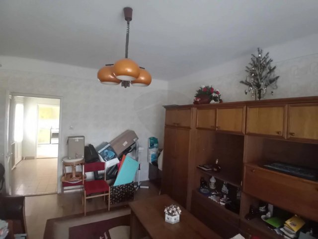 Eladó családi ház, Apcon 12.8 M Ft, 1 szobás