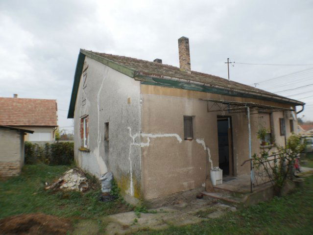 Eladó családi ház, Dömsödön 17.8 M Ft, 2 szobás