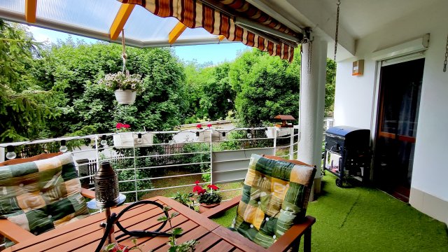 Eladó téglalakás, Szekszárdon, Cseri János utcában 83 M Ft