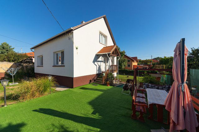 Eladó családi ház, Érden 139.9 M Ft, 4 szobás