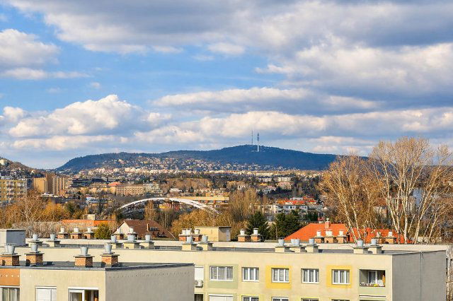 Eladó panellakás, Budapesten, XI. kerületben, Etele úton
