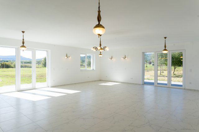 Eladó családi ház, Pomázon 199 M Ft, 5 szobás