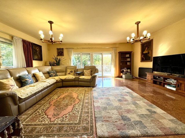 Eladó családi ház, Budapesten, II. kerületben 190 M Ft, 4 szobás