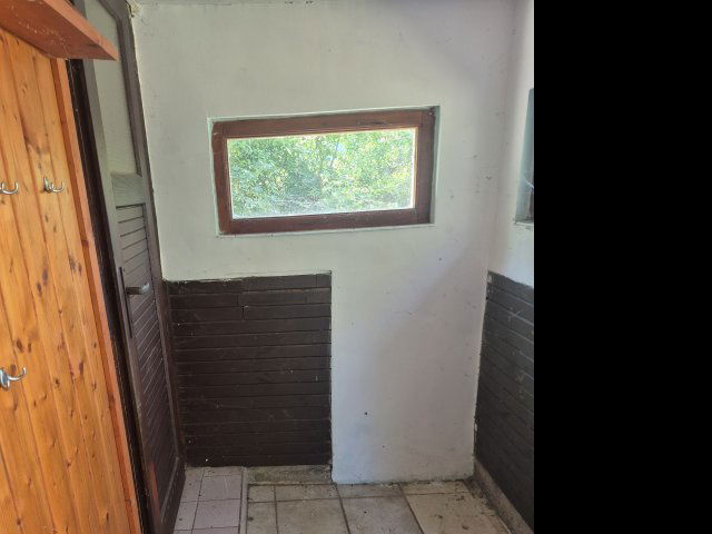 Eladó nyaraló, Délegyházán 25 M Ft, 3 szobás