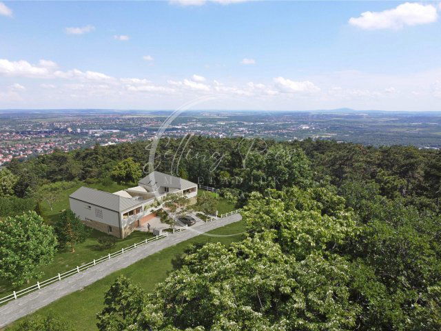 Eladó ikerház, Pécsett 199 M Ft, 3 szobás / költözzbe.hu