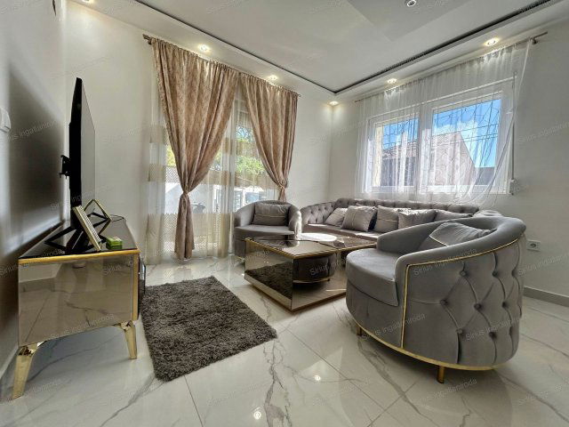 Eladó téglalakás, Budapesten, XX. kerületben, Kazinczy utcában