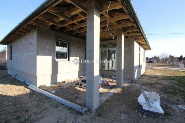 Eladó családi ház, Kecskeméten 86 M Ft, 4 szobás