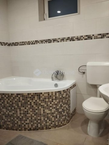 Eladó családi ház, Csókakőn 49.9 M Ft, 1+2 szobás