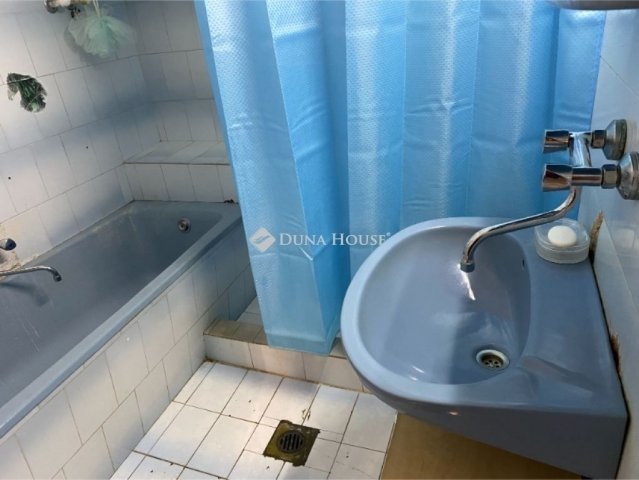 Eladó családi ház, Galgahévízen 45 M Ft, 3+1 szobás