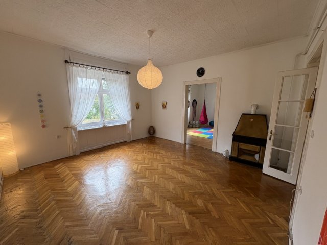 Eladó téglalakás, Kaposváron 44.8 M Ft, 3 szobás