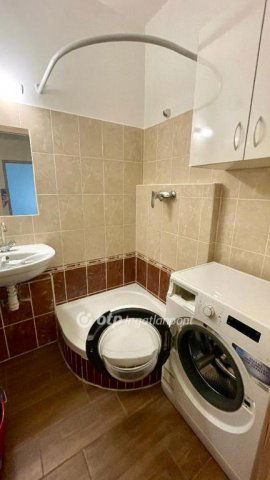 Eladó panellakás, Budapesten, III. kerületben 67 M Ft, 2 szobás