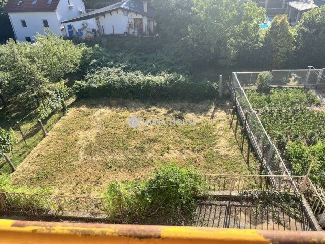 Eladó családi ház, Pécsett 72 M Ft, 3 szobás