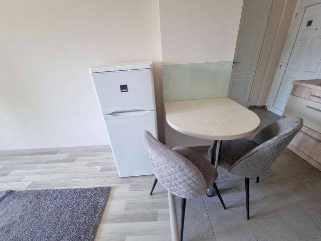 Kiadó téglalakás, albérlet, Nyíregyházán 1500 E Ft / hó
