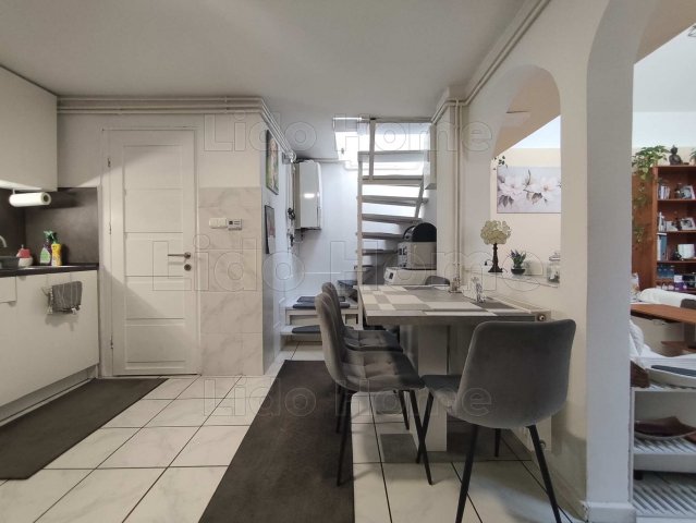 Eladó nyaraló, Balatonfüreden 62 M Ft, 3 szobás