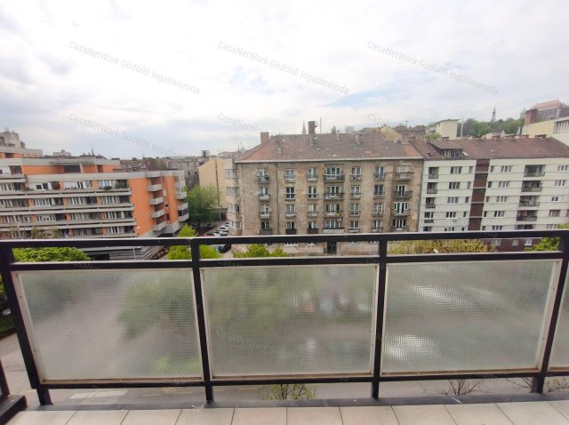 Eladó családi ház, Budapesten, II. kerületben 99.9 M Ft