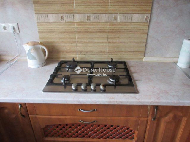 Eladó családi ház, Budapesten, XVIII. kerületben 162 M Ft