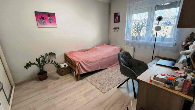 Kiadó ikerház, albérlet, Debrecenben, Mák utcában 280 E Ft / hó