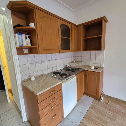 Eladó téglalakás, Helvécián 19.9 M Ft, 1 szobás