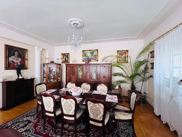 Eladó családi ház, Budapesten, XVIII. kerületben 269 M Ft