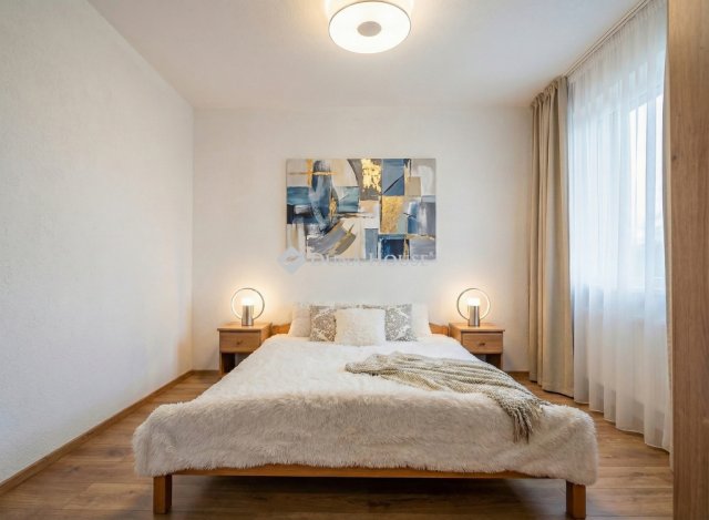 Eladó családi ház, Monoron 85.9 M Ft, 4 szobás