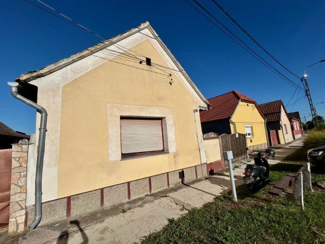Eladó családi ház, Beremenden 11.5 M Ft, 4 szobás