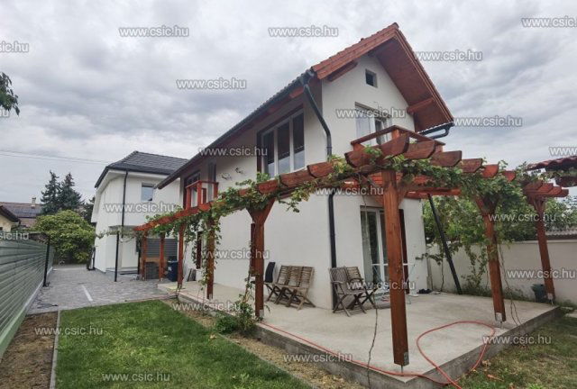 Eladó ikerház, Budapesten, XVI. kerületben 124.99 M Ft