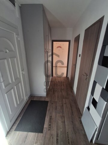 Eladó panellakás, Cegléden 44.9 M Ft, 2 szobás