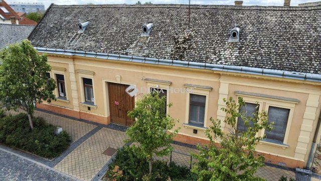 Eladó családi ház, Tolnán 23 M Ft, 5 szobás