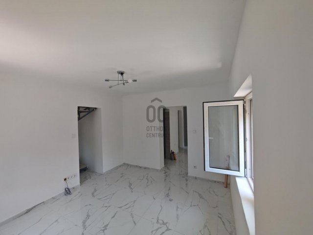 Eladó nyaraló, Szigetszentmiklóson 58 M Ft, 3 szobás