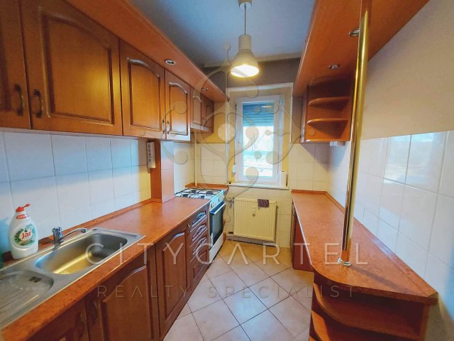 Eladó panellakás, Dunaföldváron 29.9 M Ft, 1+1 szobás