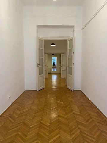 Kiadó téglalakás, albérlet, V. kerületben, Reáltanoda utcában